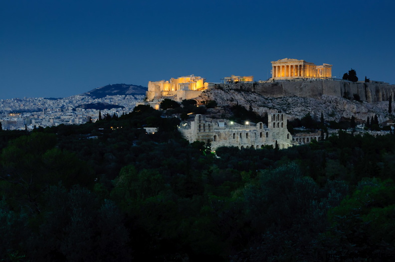 Acropolis at night 2010d26c050.jpg